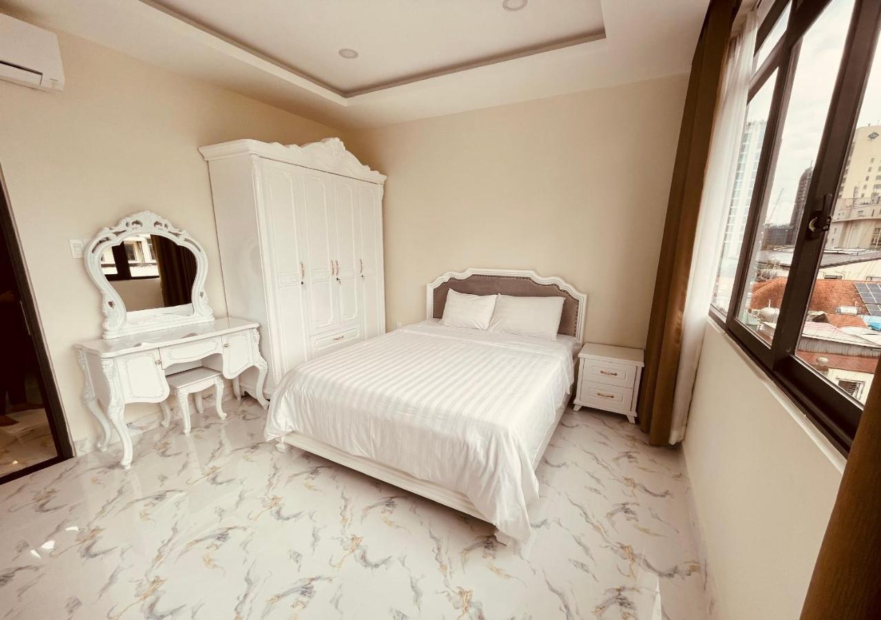 702 Apartamento *